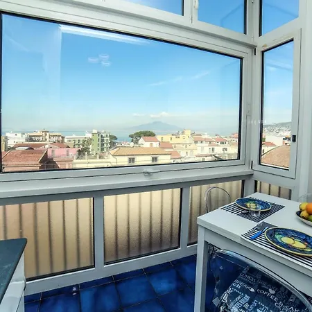Camy House - De Vivo Realty Apartment