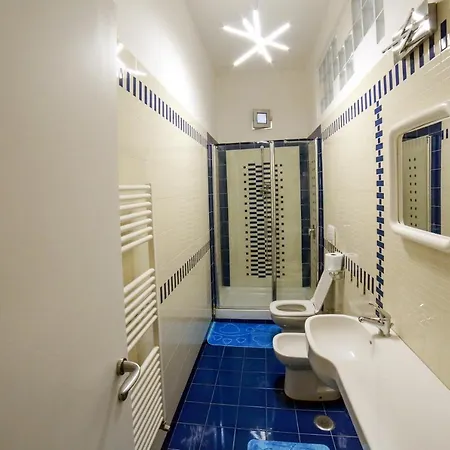 Camy House - De Vivo Realty Apartment