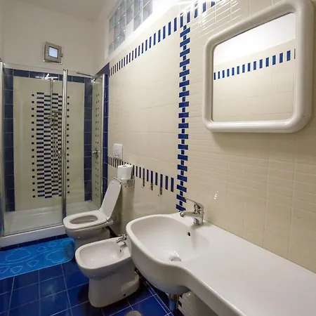 Camy House - De Vivo Realty Apartment *