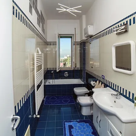 Camy House - De Vivo Realty Apartment