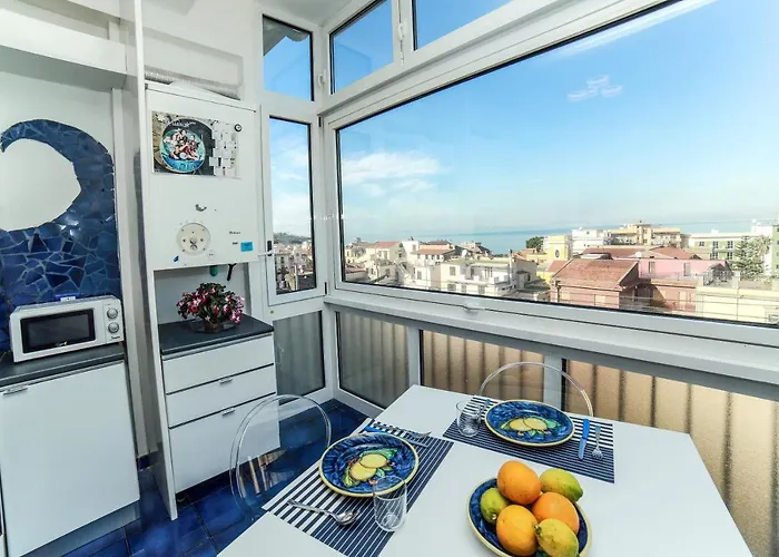 Camy House - De Vivo Realty Апартаменты